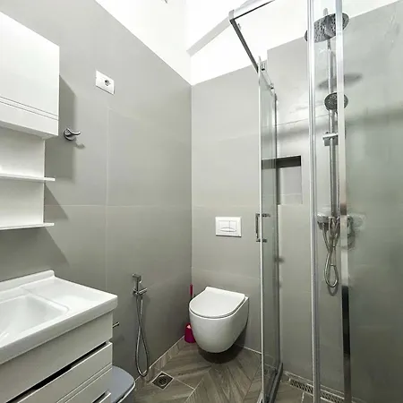 Two-tier 1041 * Golem (Tirana)