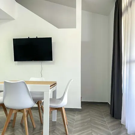 Two-tier 1041 Apartamento