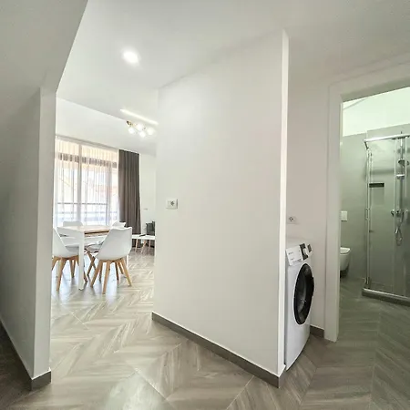 Two-tier 1041 Golem (Tirana)